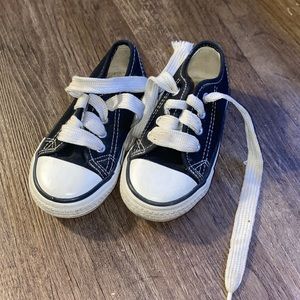 Kidgets black canvas shoes with white toe/sole/laces